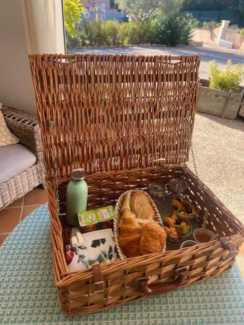 Lone Star House Bed & Breakfast Сен Максим Екстериор снимка