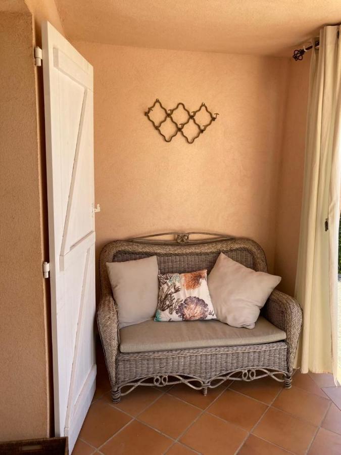 Lone Star House Bed & Breakfast Сен Максим Екстериор снимка