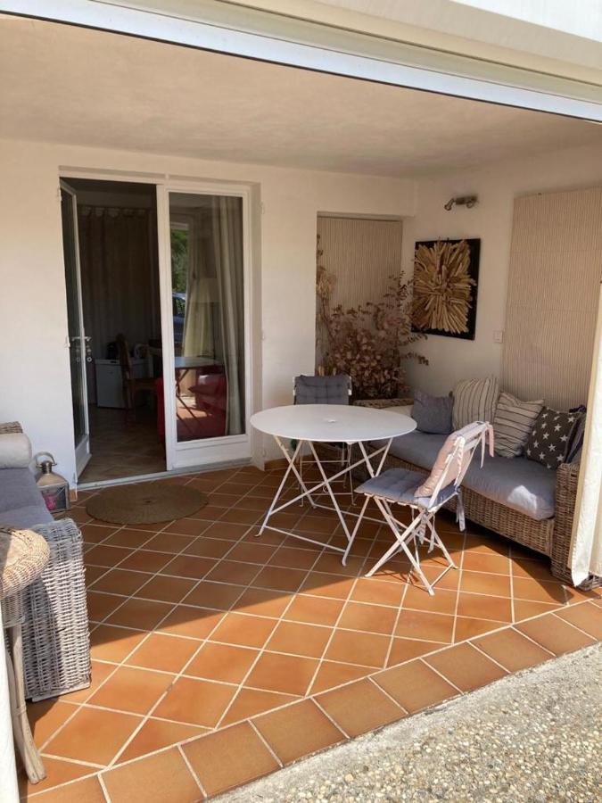 Lone Star House Bed & Breakfast Сен Максим Екстериор снимка