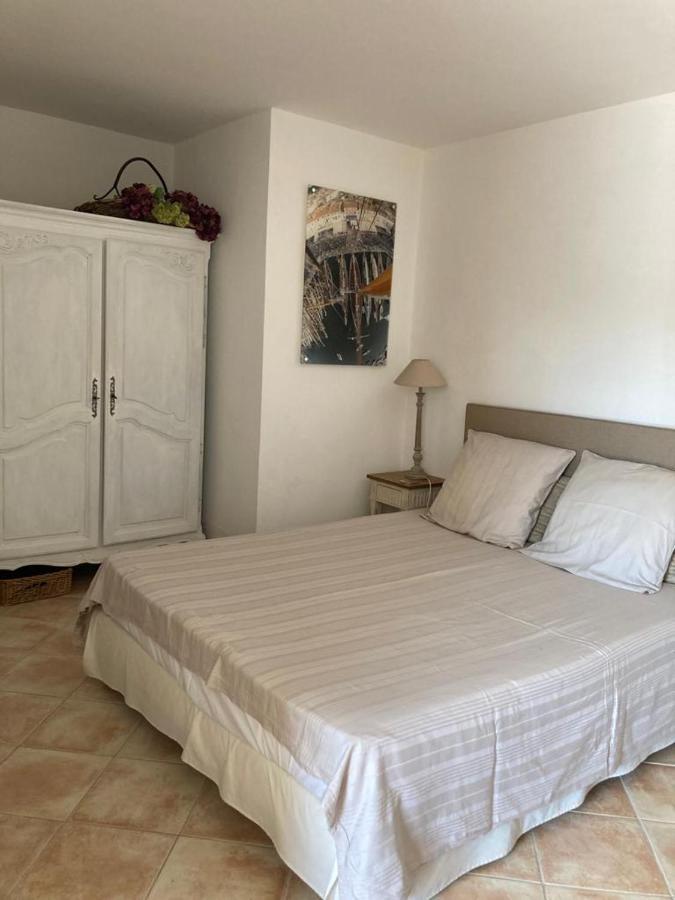 Lone Star House Bed & Breakfast Сен Максим Екстериор снимка