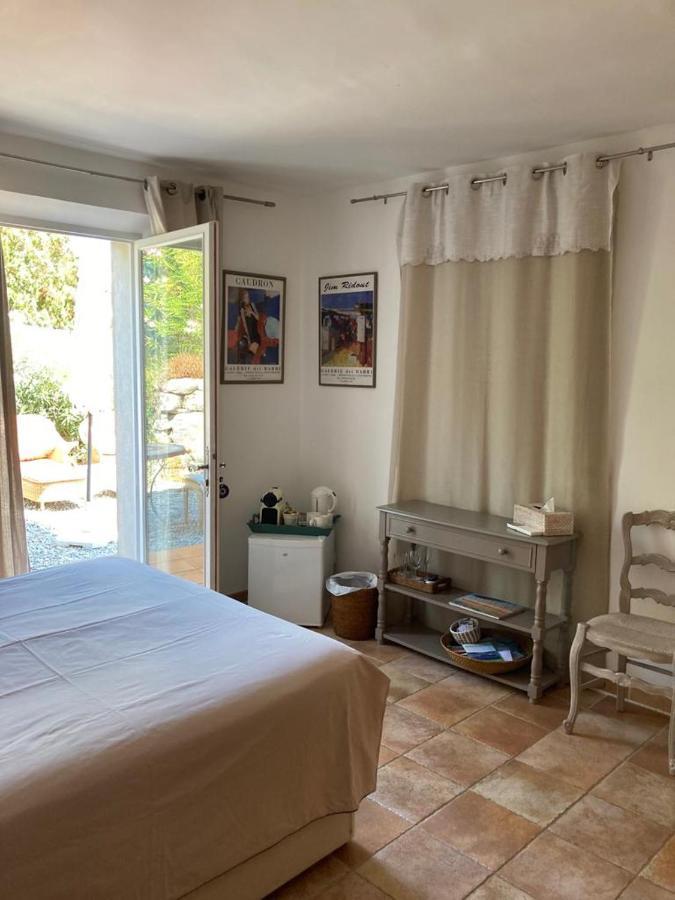 Lone Star House Bed & Breakfast Сен Максим Екстериор снимка
